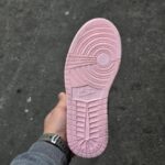 نایک جردن صورتی زنانه - Image 2